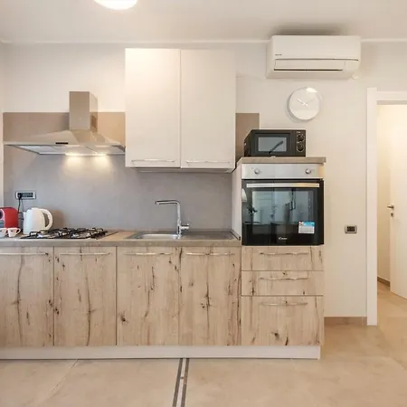 Iris Sun - Comfort & Dreamy Beaches